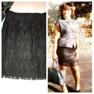 Black laced pencil skirt